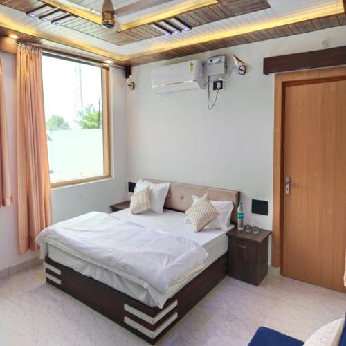 Heera Panna Homestay, Madla